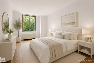 101 W 79th St, New York City, NY 10024 - Photo 4