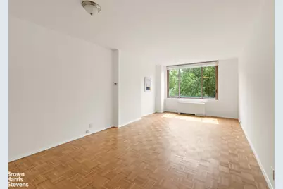 101 W 79th Street #4F, New York City, NY 10024 - Photo 2