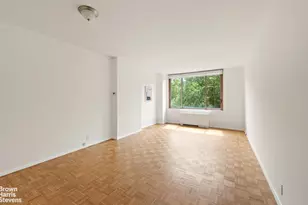 101 W 79th St, New York City, NY 10024 - Photo 2