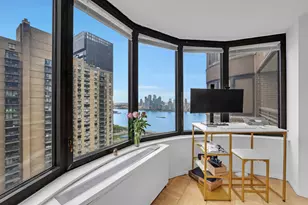 330 E 38th St, New York City, NY 10016 - Photo 6
