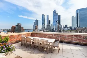 470 W 24th St, New York City, NY 10011 - Photo 14
