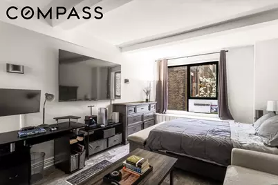 235 W 102nd Street #3T, New York, NY 10025 - Photo 2