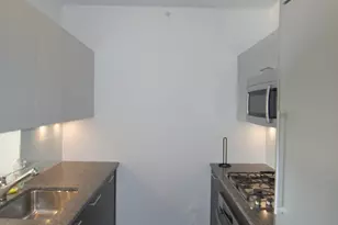 100 Riverside Blvd, New York City, NY 10069 - Photo 6