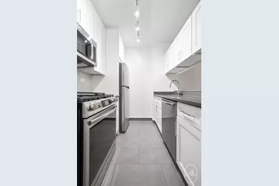 145 W 67th Street #5B, New York, NY 10023 - Photo 8