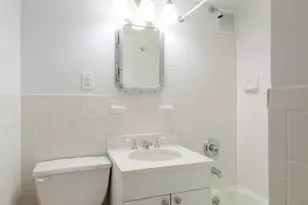 255 W 14th St, New York City, NY 10011 - Photo 4