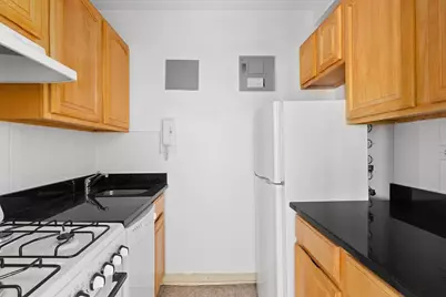 120 E 90th Street #8H, New York, NY 10128 - Photo 4