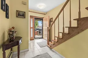 67-16 53rd Rd, New York City, NY 11378 - Photo 2