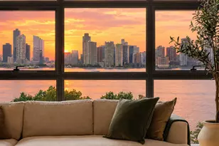 290 West St, New York City, NY 10013 - Photo 2