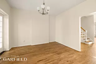 410 E 50th St, New York City, NY 00000 - Photo 10