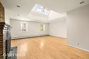 410 E 50th St, New York City, NY 00000 - Photo 12