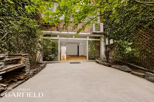 410 E 50th St, New York City, NY 00000 - Photo 4
