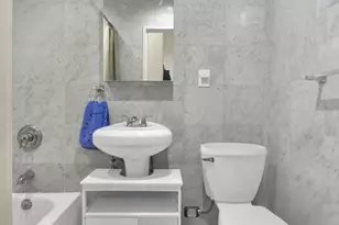 233 E 12th St, New York City, NY 10003 - Photo 4