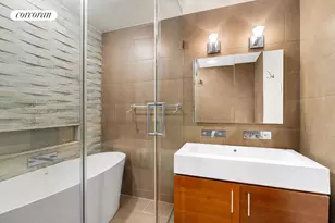 5-19 Borden Ave, New York City, NY 11101 - Photo 8