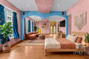 135 W 4th St, New York City, NY 10012 - Photo 18