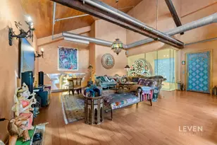 135 W 4th St, New York, NY 10012 - Photo 4