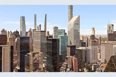 845 United Nations Plaza #61D, New York, NY 10017 - Photo 16