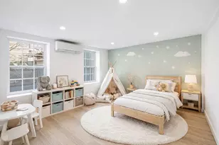 219 26th St, New York City, NY 11232 - Photo 8