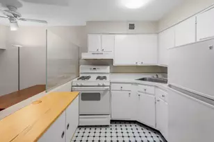 211 Thompson St, New York City, NY 10012 - Photo 8