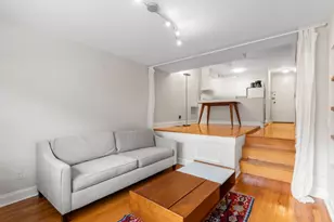 211 Thompson St, New York City, NY 10012 - Photo 4