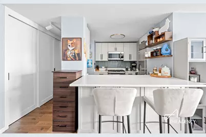 200 E 84th Street #11F, New York, NY 10028 - Photo 4