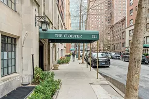321 E 43rd St, New York City, NY 10017 - Photo 20