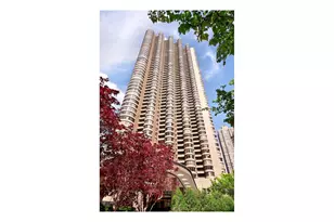 330 E 38th St, New York City, NY 10016 - Photo 8