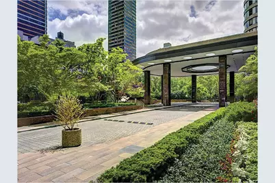 330 E 38th Street #38M, New York City, NY 10016 - Photo 10