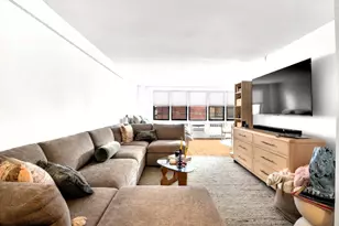 241 E 76th St, New York City, NY 10021 - Photo 1
