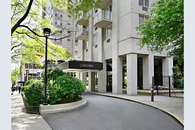 220 E 65th Street #12J, New York, NY 10065 - Photo 8
