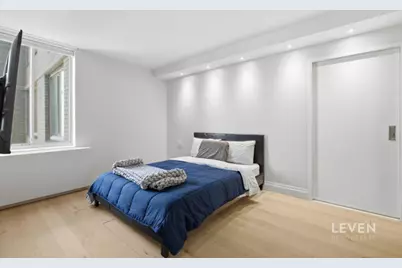 220 E 65th Street #12J, New York, NY 10065 - Photo 6