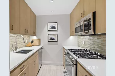 220 E 65th Street #12J, New York, NY 10065 - Photo 4
