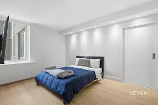 220 E 65th St, New York City, NY 10065 - Photo 6