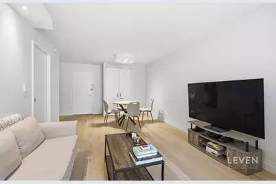 220 E 65th Street #12J, New York, NY 10065 - Photo 2