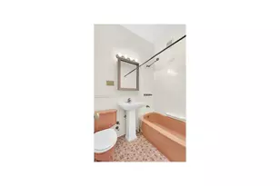 302 Windsor Pl, New York City, NY 11218 - Photo 8