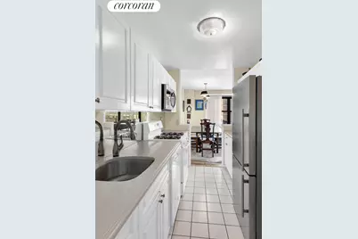 160 W End Avenue #14D, New York City, NY 10023 - Photo 4