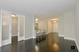 58 W 58th St, New York City, NY 10019 - Photo 2