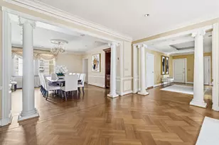 910 Park Ave, New York City, NY 10075 - Photo 4