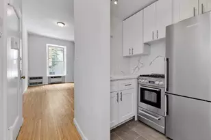 419 E 87th St, New York City, NY 10128 - Photo 4