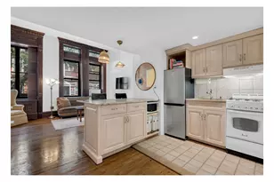 128 W 78th St, New York City, NY 10024 - Photo 2