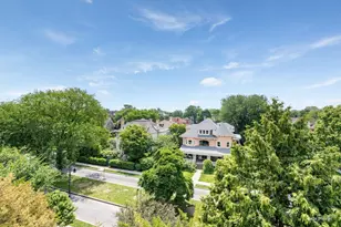 1409 Albemarle Rd, New York City, NY 11226 - Photo 4