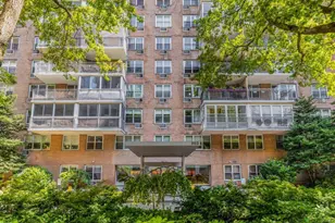 303 W 66th St, New York City, NY 10023 - Photo 16