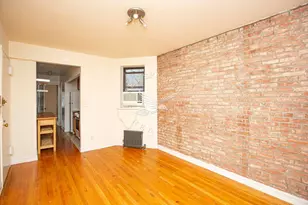 420 E 83rd St, New York City, NY 10028 - Photo 2