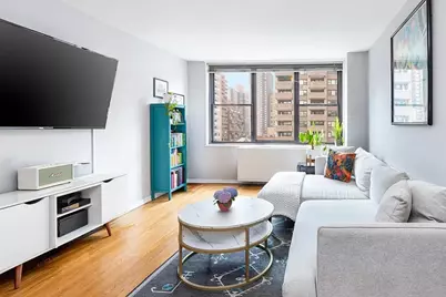 301 E 87th Street #8C, New York City, NY 10128 - Photo 2