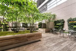 255 E 74th St, New York City, NY 10021 - Photo 16