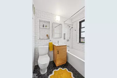264 E Broadway #C1107, New York City, NY 10002 - Photo 8