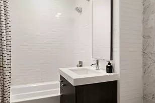 416 W 52nd St, New York City, NY 10019 - Photo 8