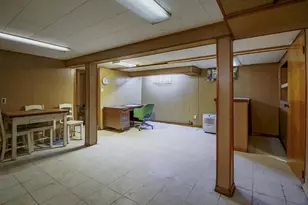 141-27 Coolidge Ave, New York City, NY 11435 - Photo 18