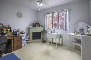52-04 Redfield St, New York City, NY 11362 - Photo 12