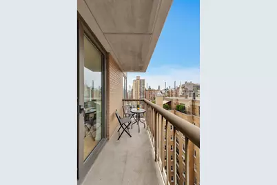 1438 3rd Avenue #12A, New York City, NY 10028 - Photo 2