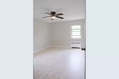 251-02 60th Avenue #537, Little Neck, NY 11362 - Photo 10
